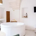 Dama Bianca Boutique 4*