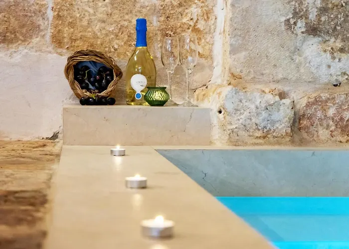 Dama Bianca Boutique Couette-café Ostuni