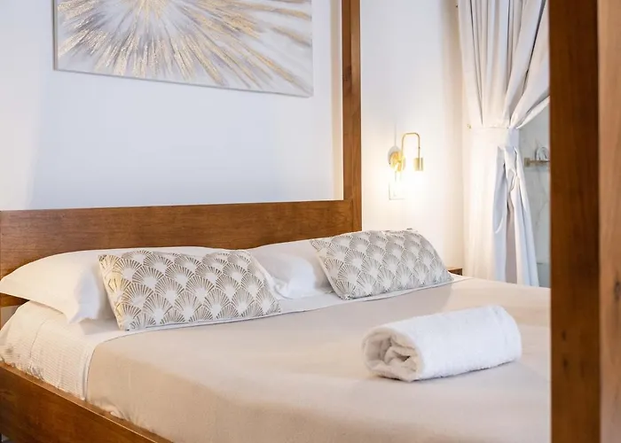 Dama Bianca Boutique Couette-café Ostuni