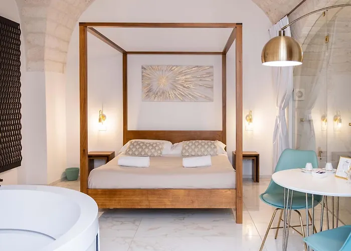 Dama Bianca Boutique