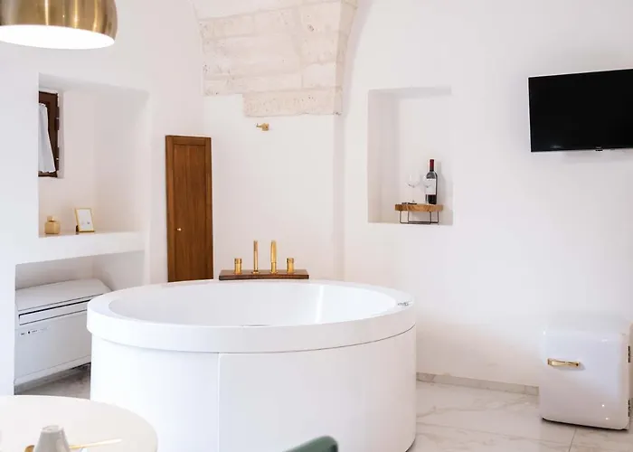 Dama Bianca Boutique 4*