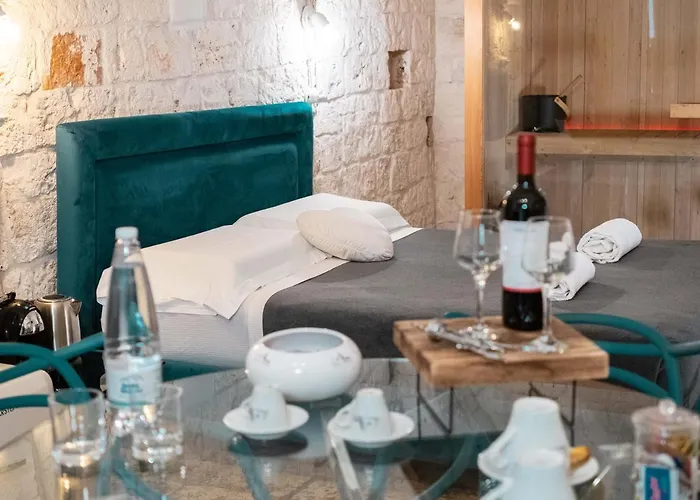 Dama Bianca Boutique Couette-café Ostuni