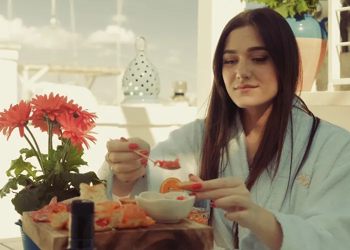 Dama Bianca Boutique