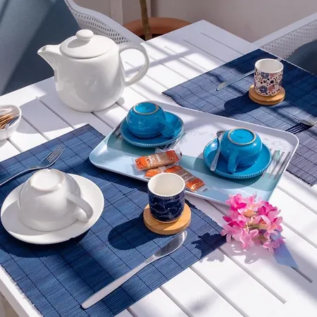 Dama Bianca Boutique אוסטוני