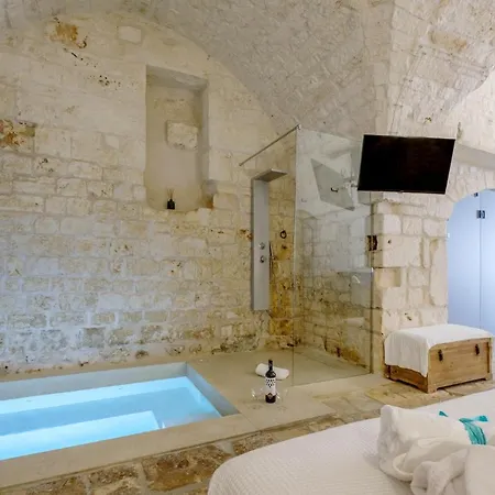 Dama Bianca Boutique B&B 4*