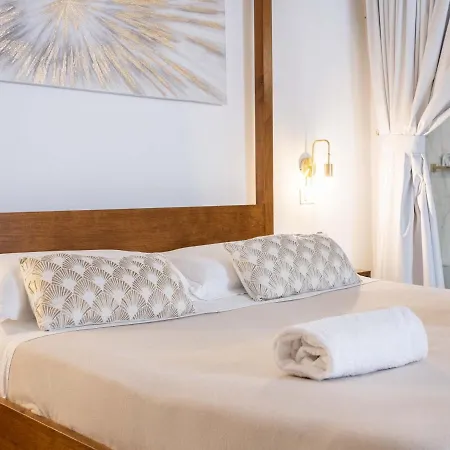 Dama Bianca Boutique B&B 오스투니