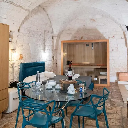 B&B Dama Bianca Boutique 4*