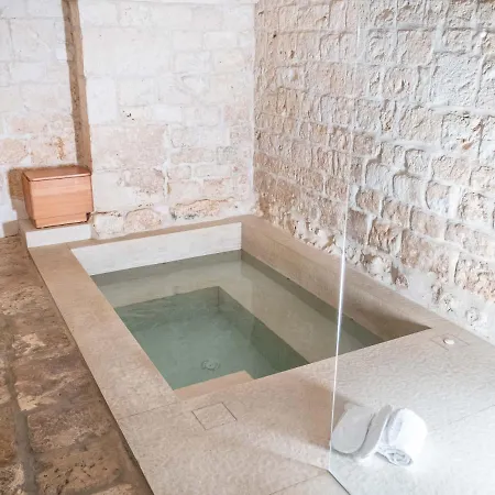 Dama Bianca Boutique 4* Ostuni