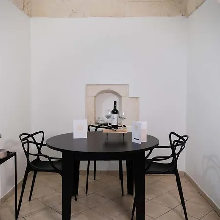 Dama Bianca Boutique * Ostuni