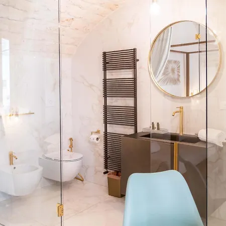 Dama Bianca Boutique 4* אוסטוני