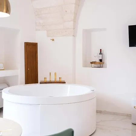 Dama Bianca Boutique 4*