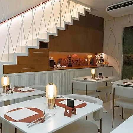 Dama Bianca Boutique 3* Ostuni
