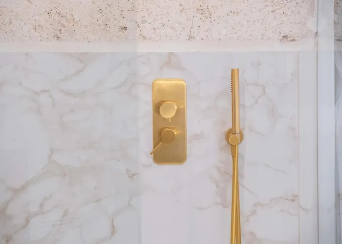 Dama Bianca Boutique 4*